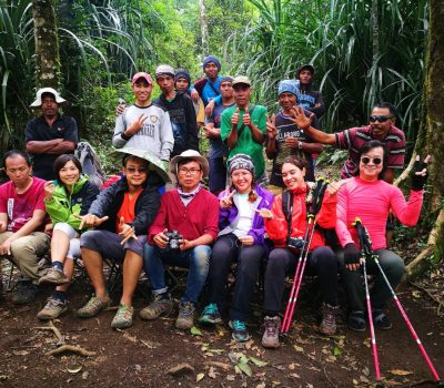 Rinjani trekking package for singaporean malaysian