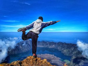 Rinjani trekking 4 day package from Senaru