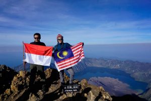 Rinjani trekking tour package (12)